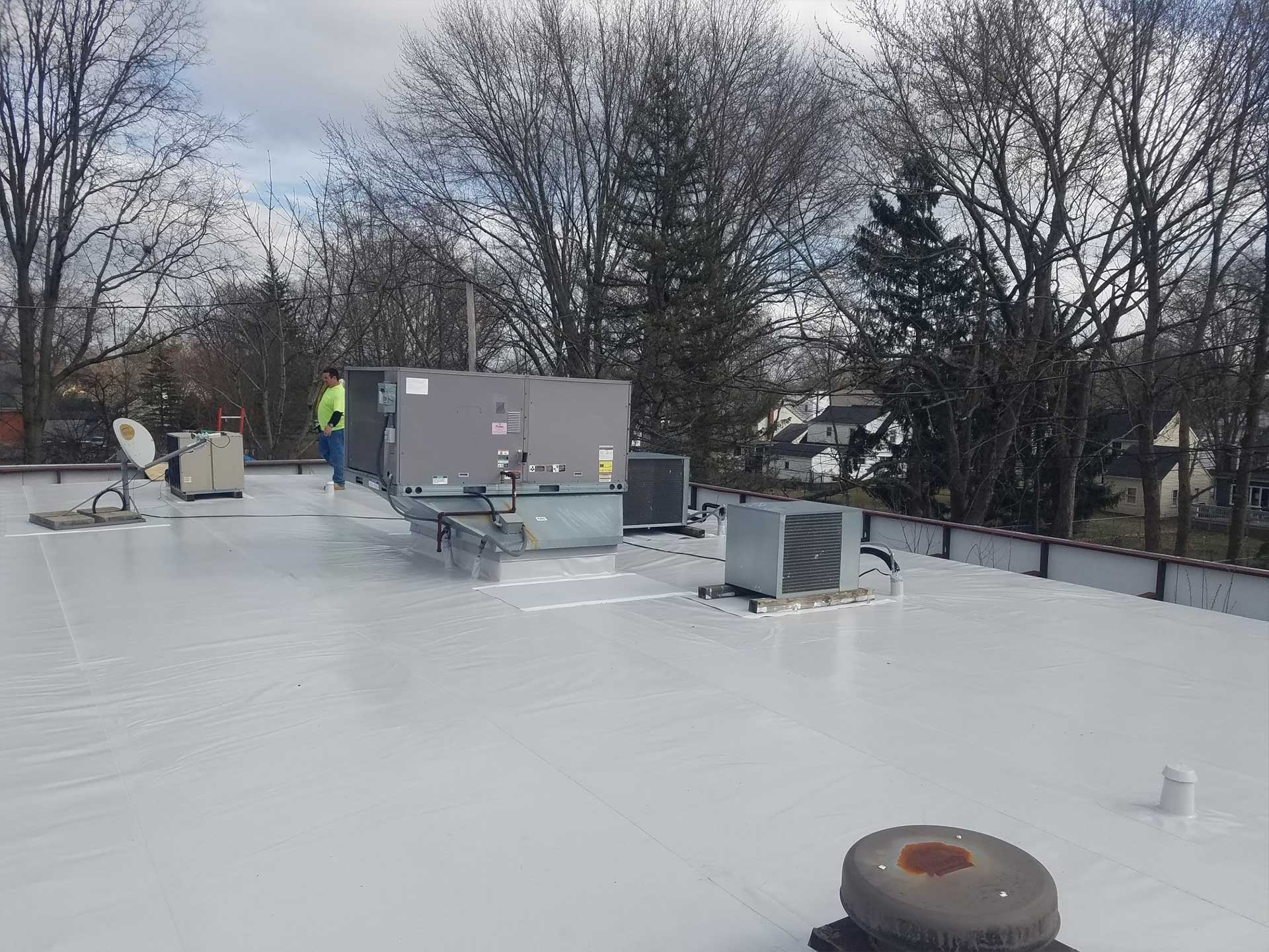 commercial roof on top a circle k in ravenna