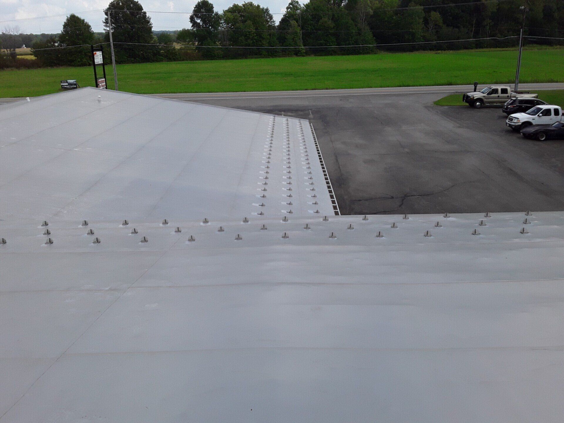commercial roof system on utility service building