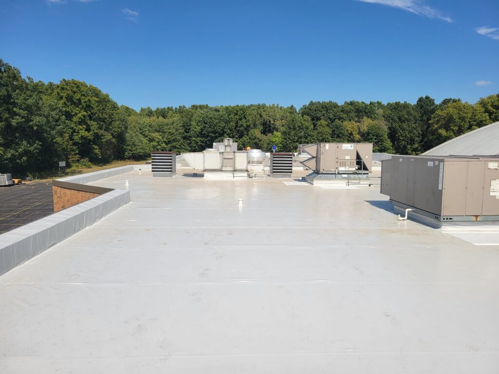 roof with elvaloy membrane