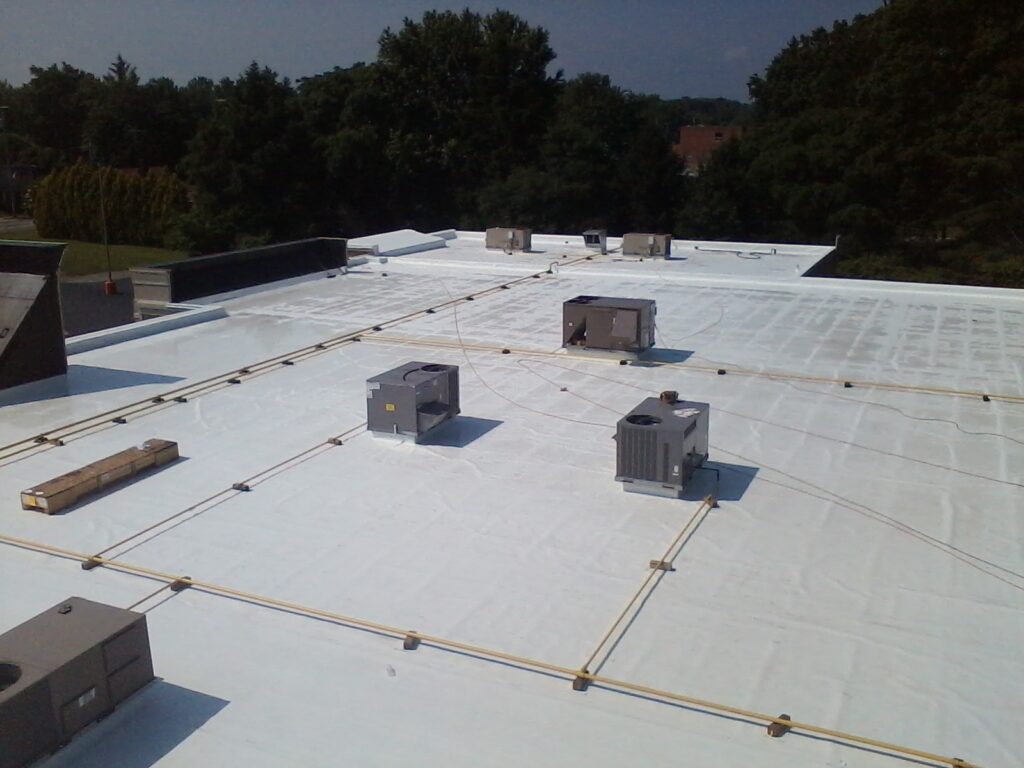 commercial roof with tpo membrane